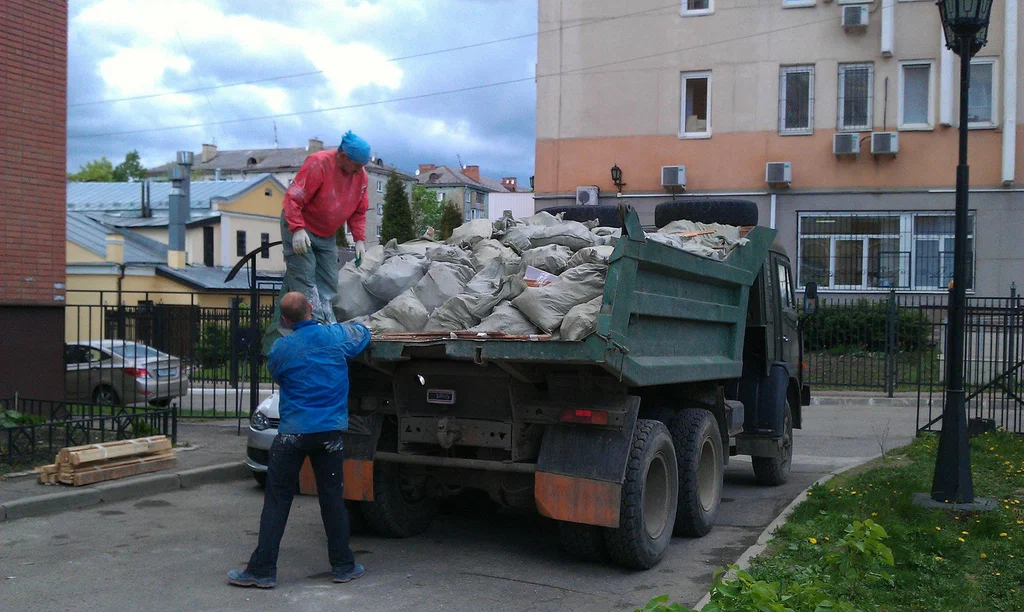 Вывоз строительного мусора в Белорецке от 1622 руб. – ПроМусор
