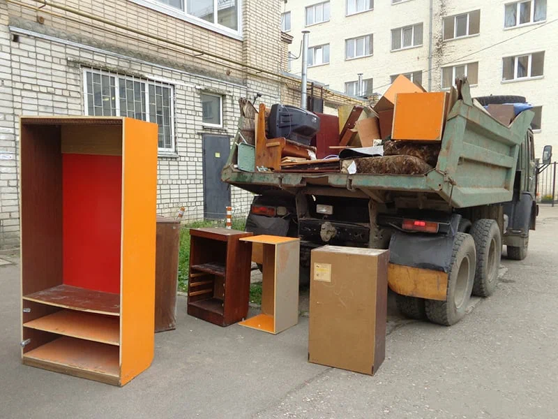 Вывоз шкафа в Белорецке от ПроМусор — недорого, демонтаж, утилизация, вывоз из квартиры от 862 руб