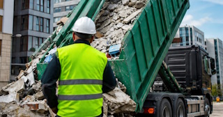 Вывоз строительного мусора в Белорецке: услуги лицензированной компании — ПроМусор